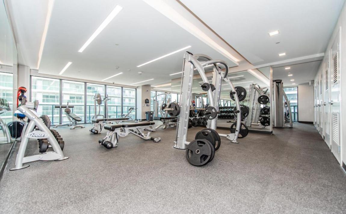 Condo In Parklawn & Lake Shore With Free Parking Close To Airport Toronto Exterior foto