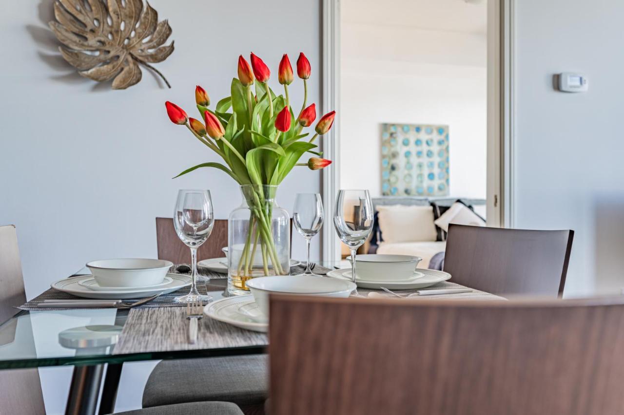 Condo In Parklawn & Lake Shore With Free Parking Close To Airport Toronto Exterior foto