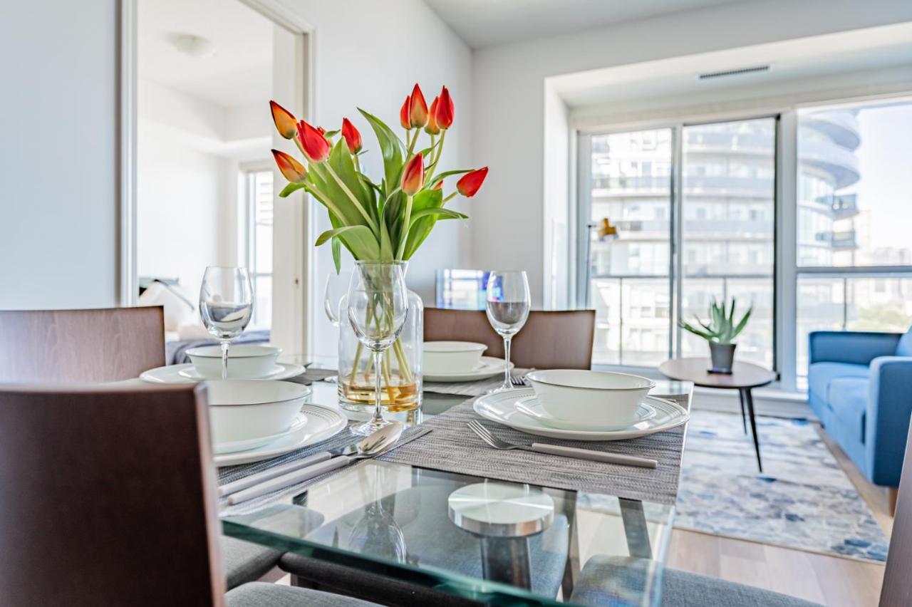 Condo In Parklawn & Lake Shore With Free Parking Close To Airport Toronto Exterior foto
